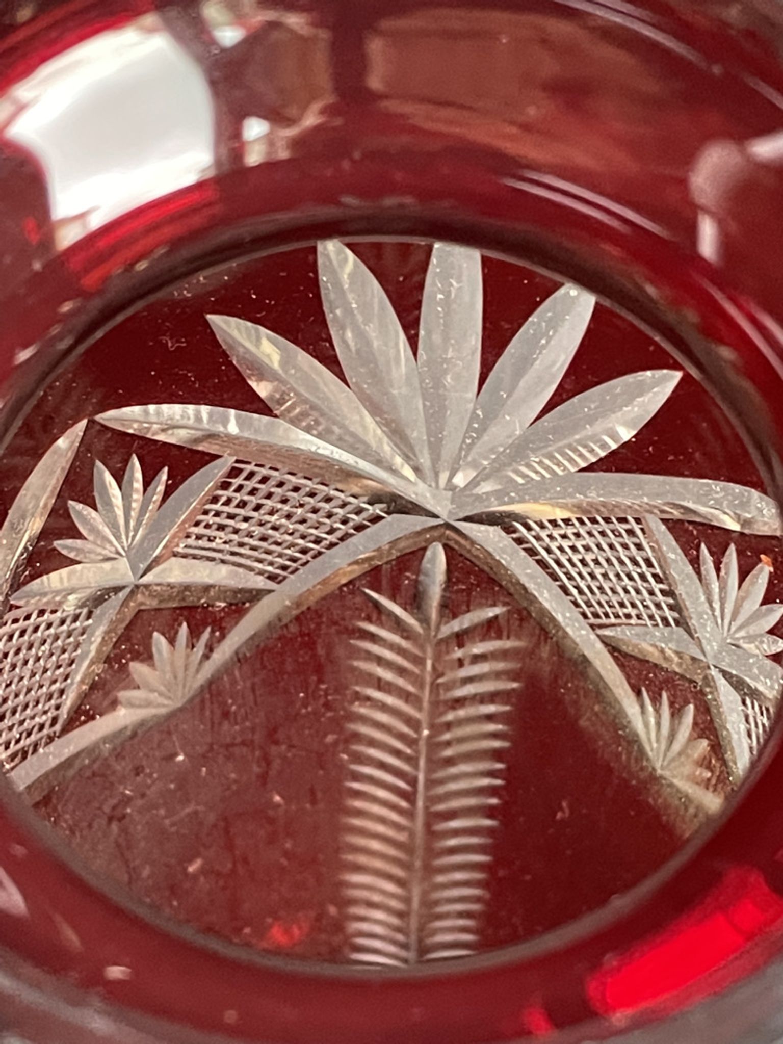 Vase balustre - cristal soufflé taillé