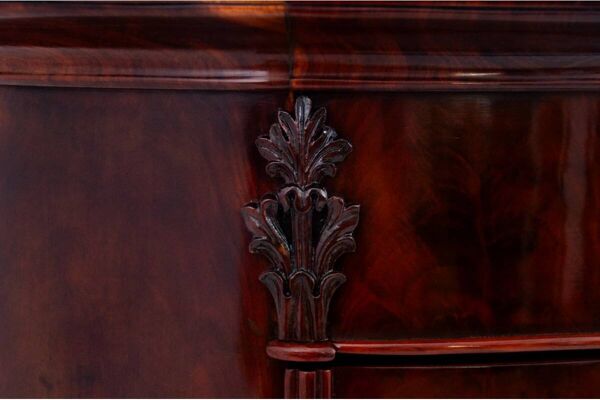Commode ancienne - poste, Europe du Nord, fin du 19e siècle.