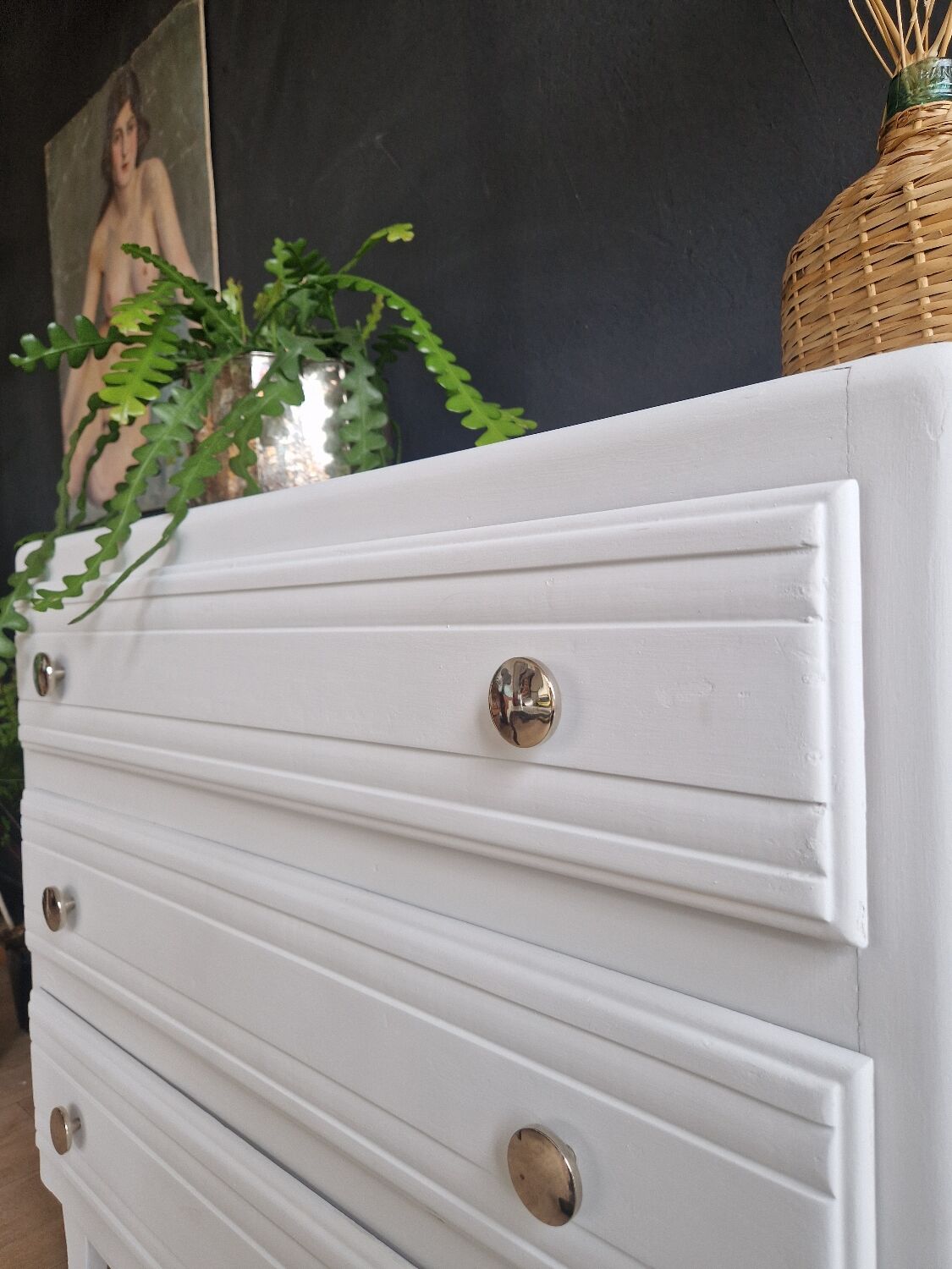 Vintage chest of drawers
