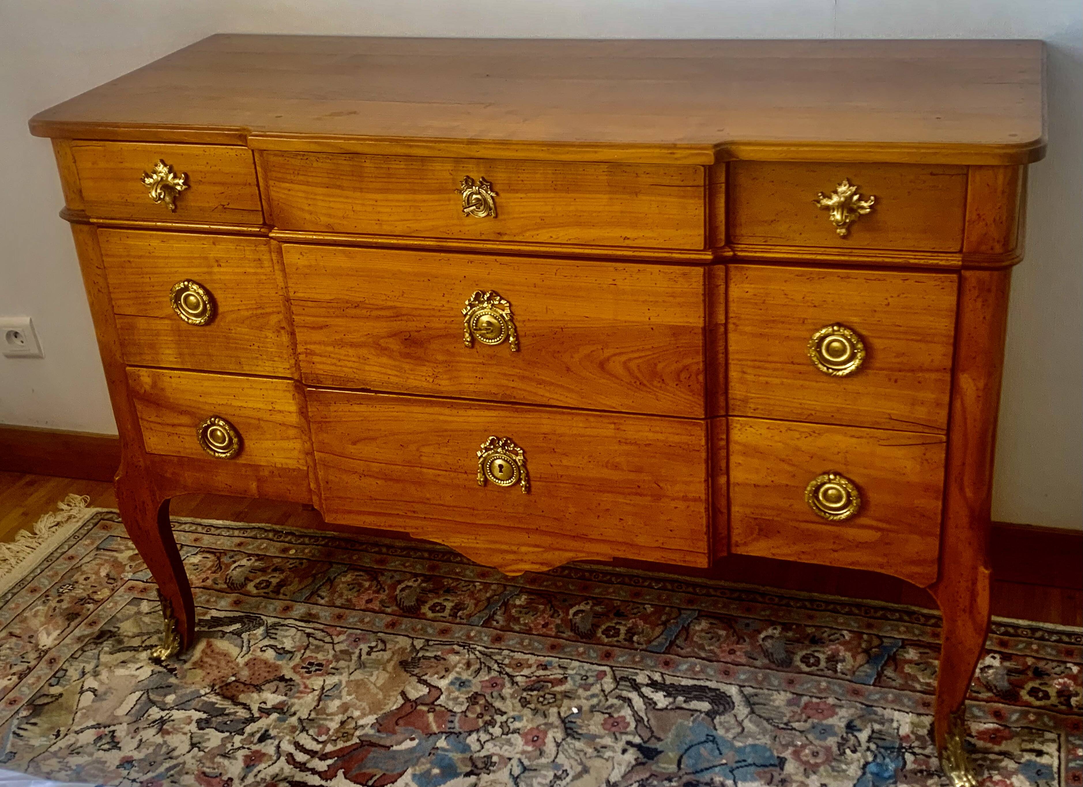 Commode à ressaut en Merisier Style Transition
