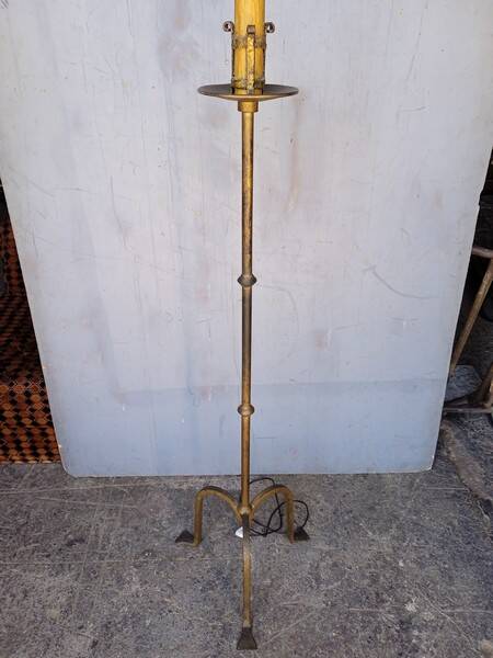 Brutalist beaten iron floor lamp ep 1940/50