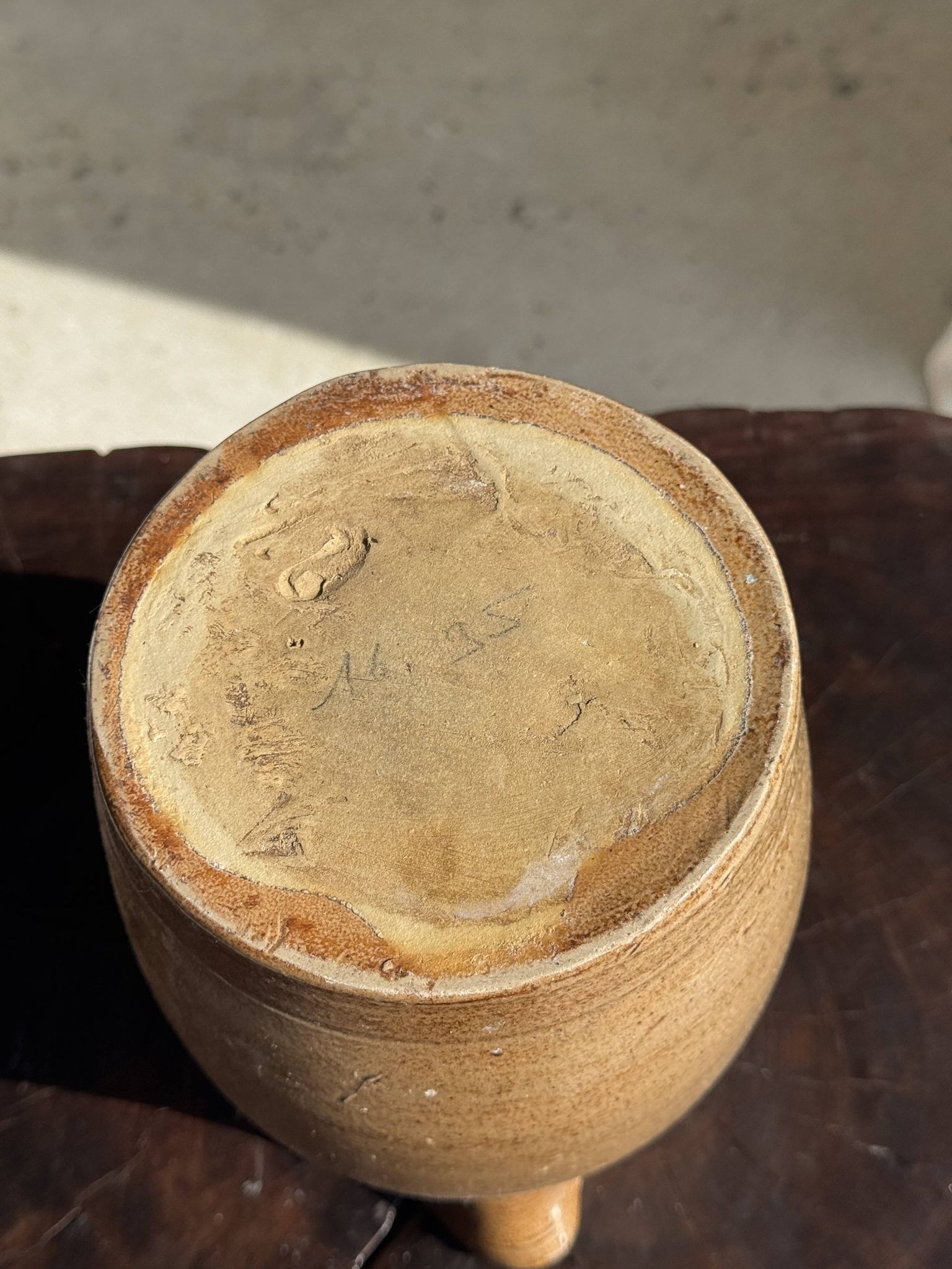 Large stoneware jug marked with pencil underneath H20 D11.