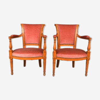 Pair of board-style chairs in velvet cherry