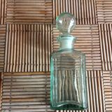 Carafe en verre verte