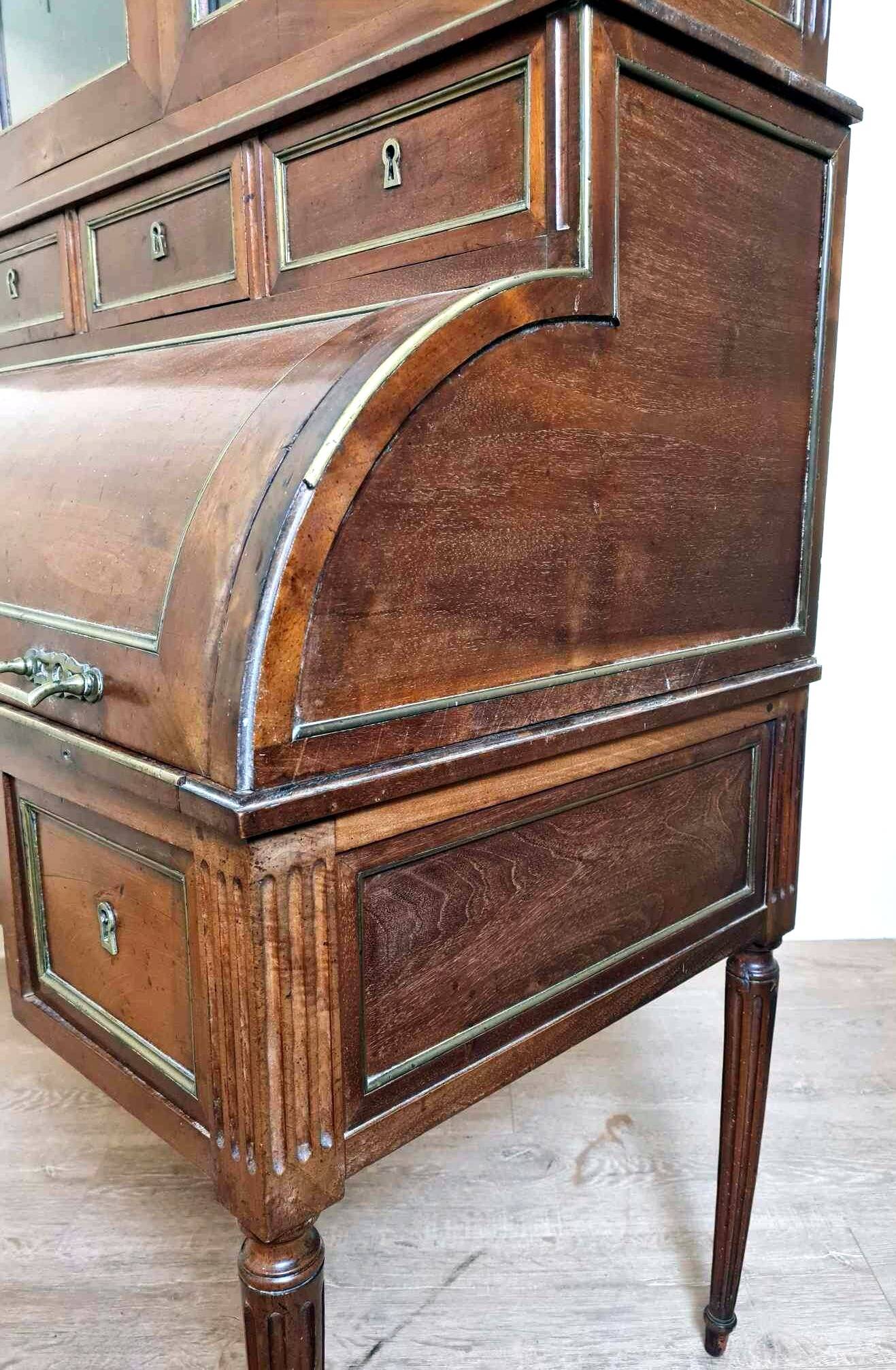 Bureau à cylindre époque Louis XVI en Acajou de Cuba massif circa 1760