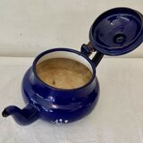 Vintage teapot 1950 in enamelled sheet metal