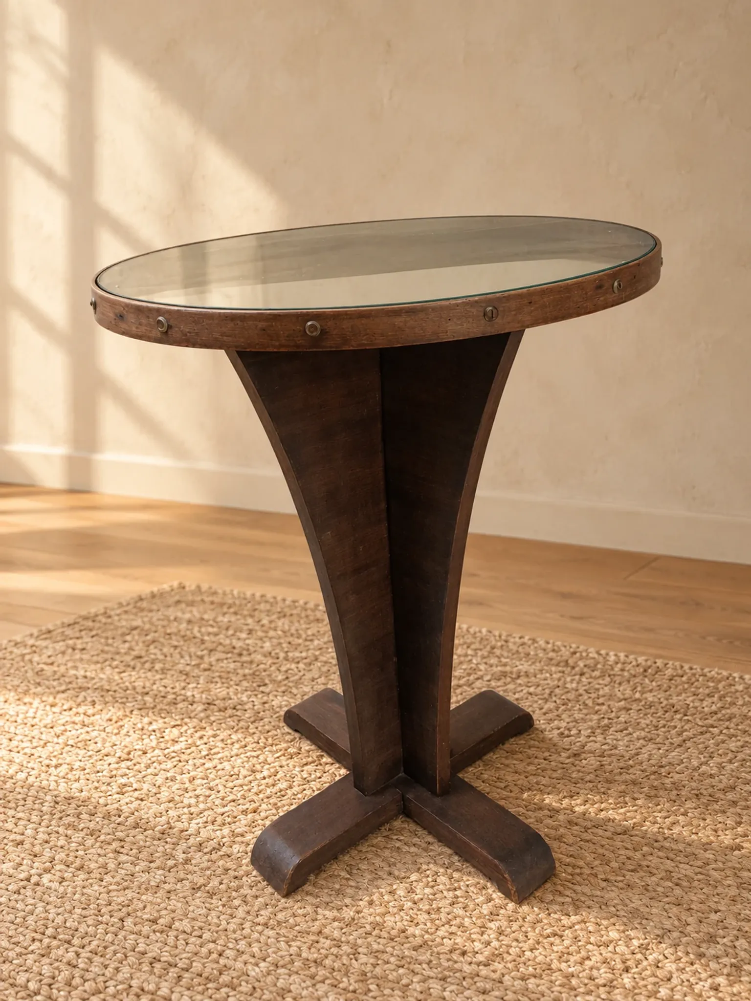 Vintage round wooden side table – Sculptural base – Art Deco style