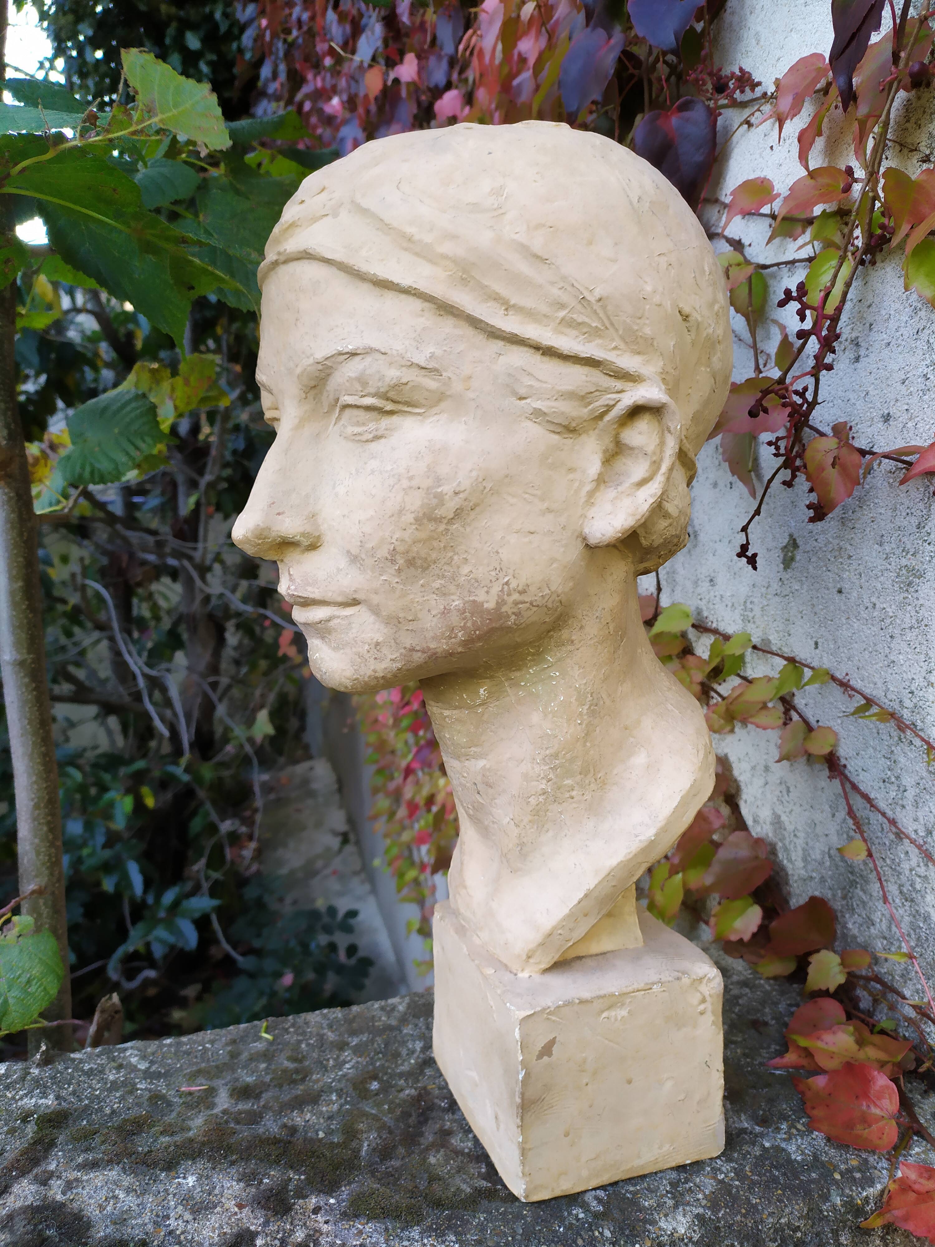Buste en plâtre