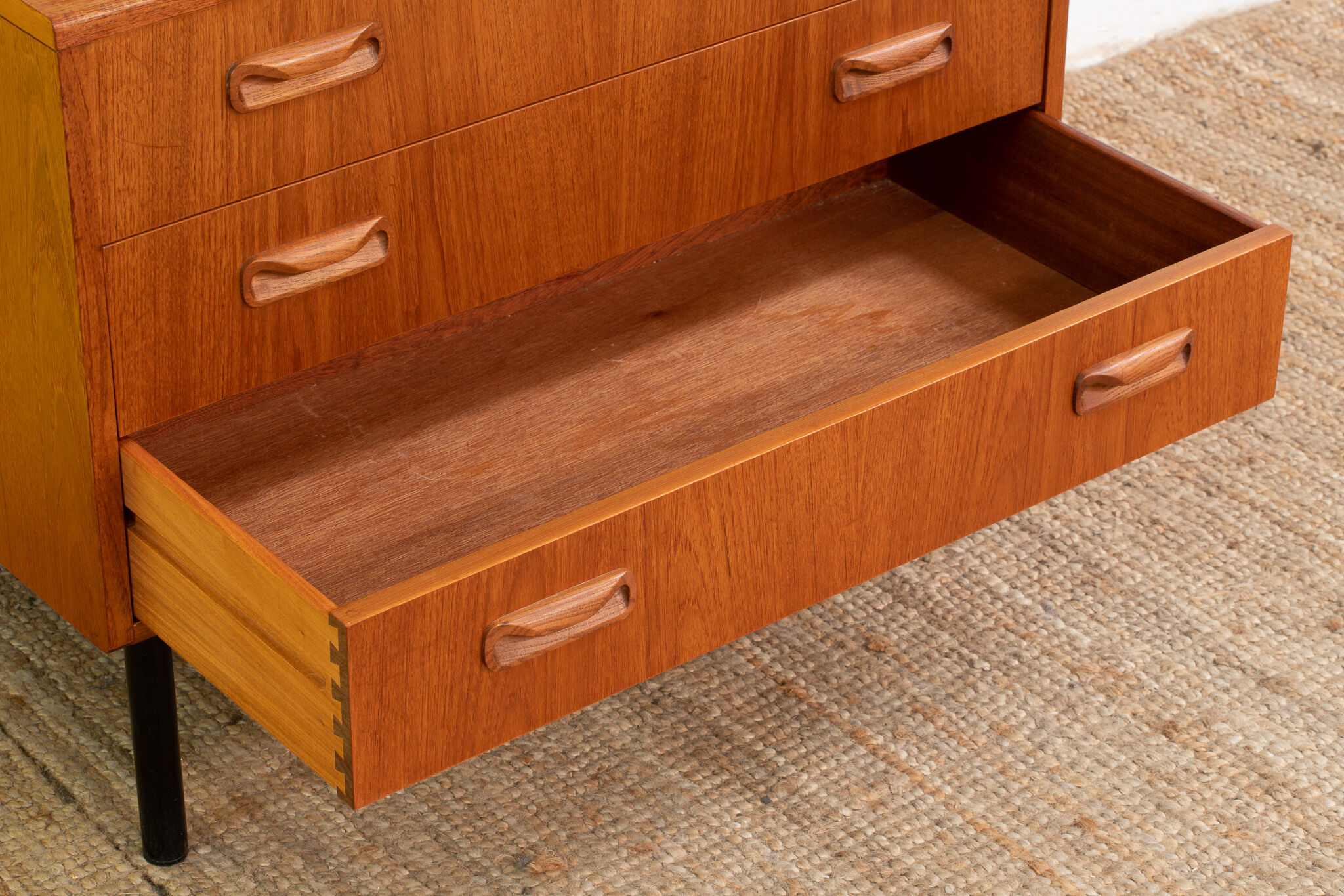 Vintage scandinavian chest of drawers