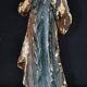 Sculpture en bois polychrome représentant la Vierge, XVIIe siècle