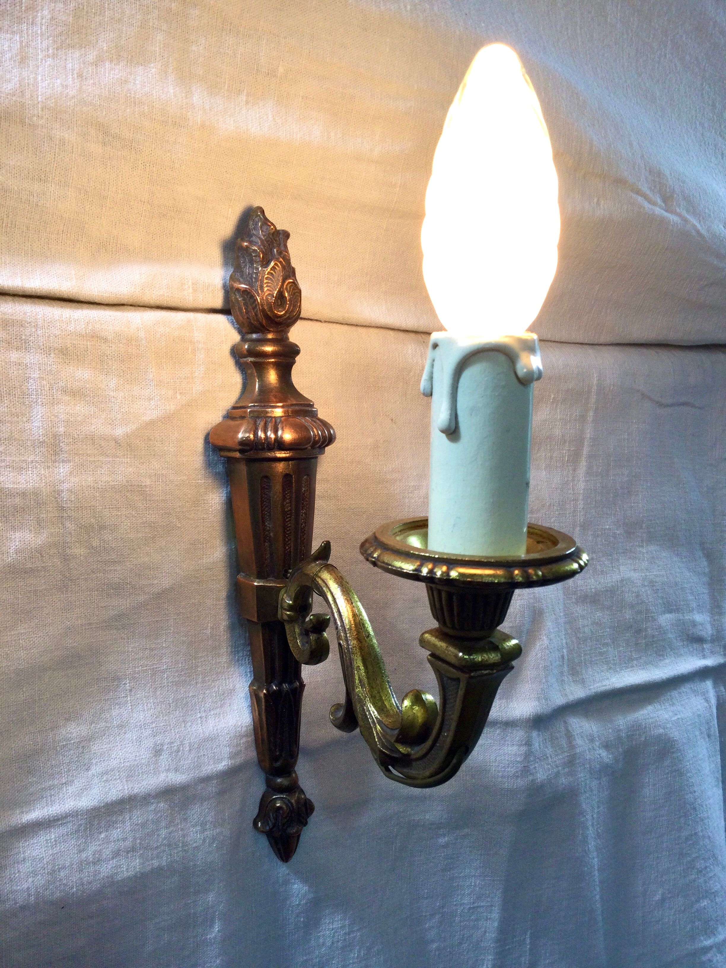 Louis XVI style wall lamp in gilded copper