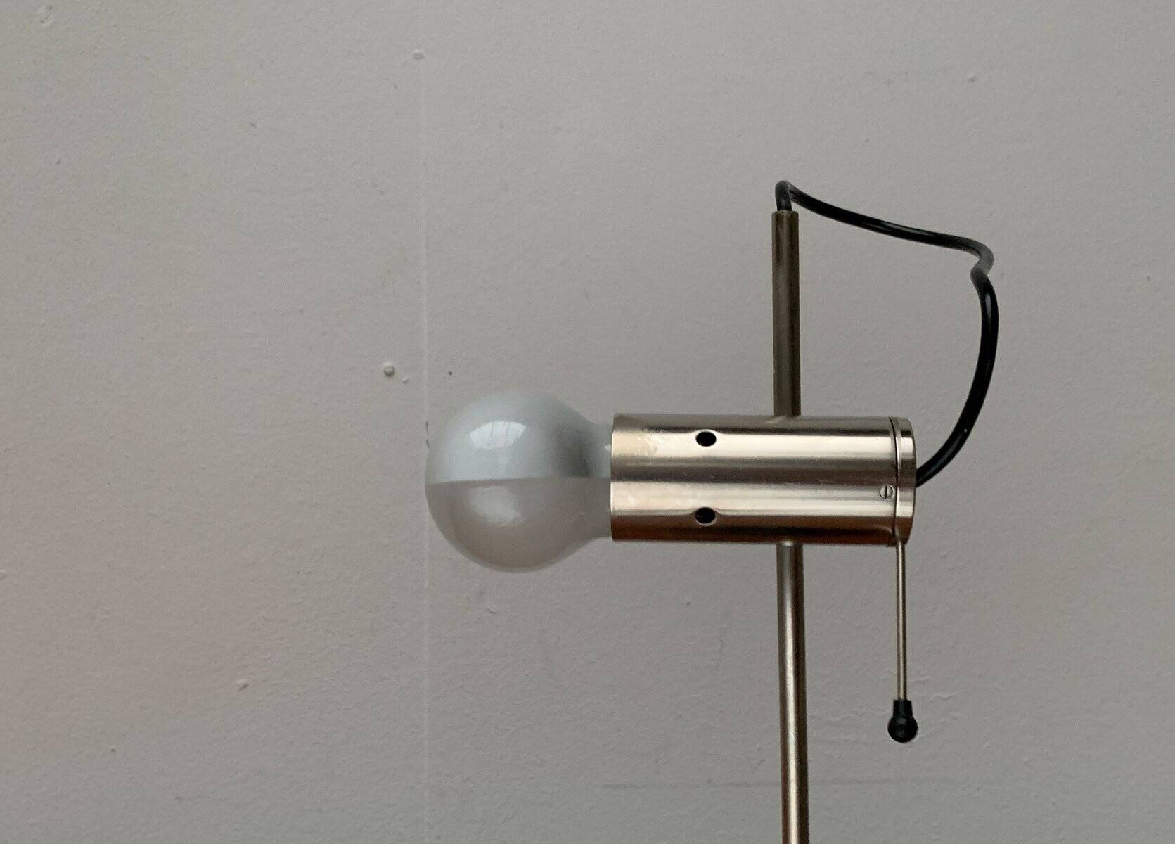 Italian table lamp model 251 from the mid-century by Tito Agnoli for Oluce, 1950s.