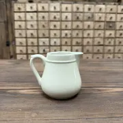 Petit pichet vintage jaune beurre