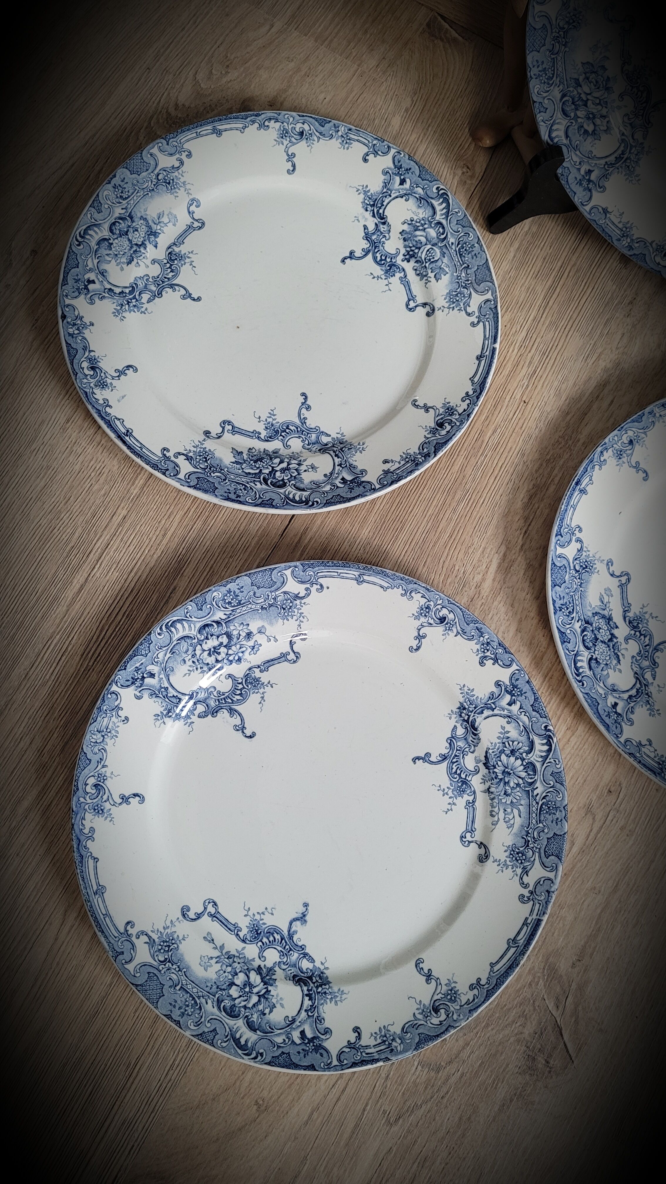 Set 4 Plates Dolphin