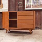 Buffet, U 458 by Jiri Jiroutek