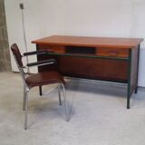 Teacher's desk