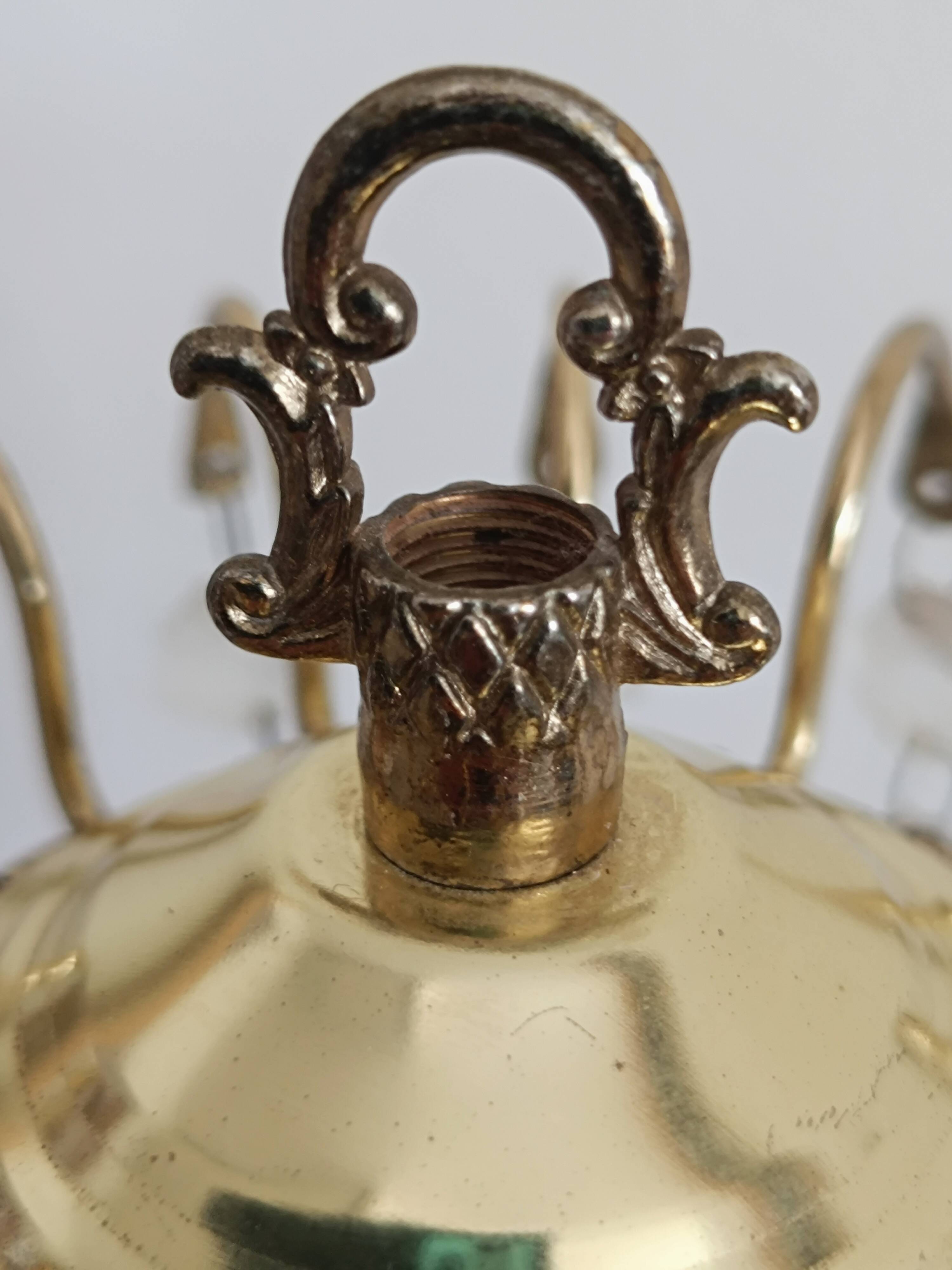 Table lamp with glass pendants