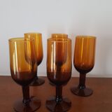 Set of 5 amber stemmed glasses