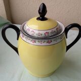 Coffee pot or teapot, sugar bowl and milk jug in porcelain.