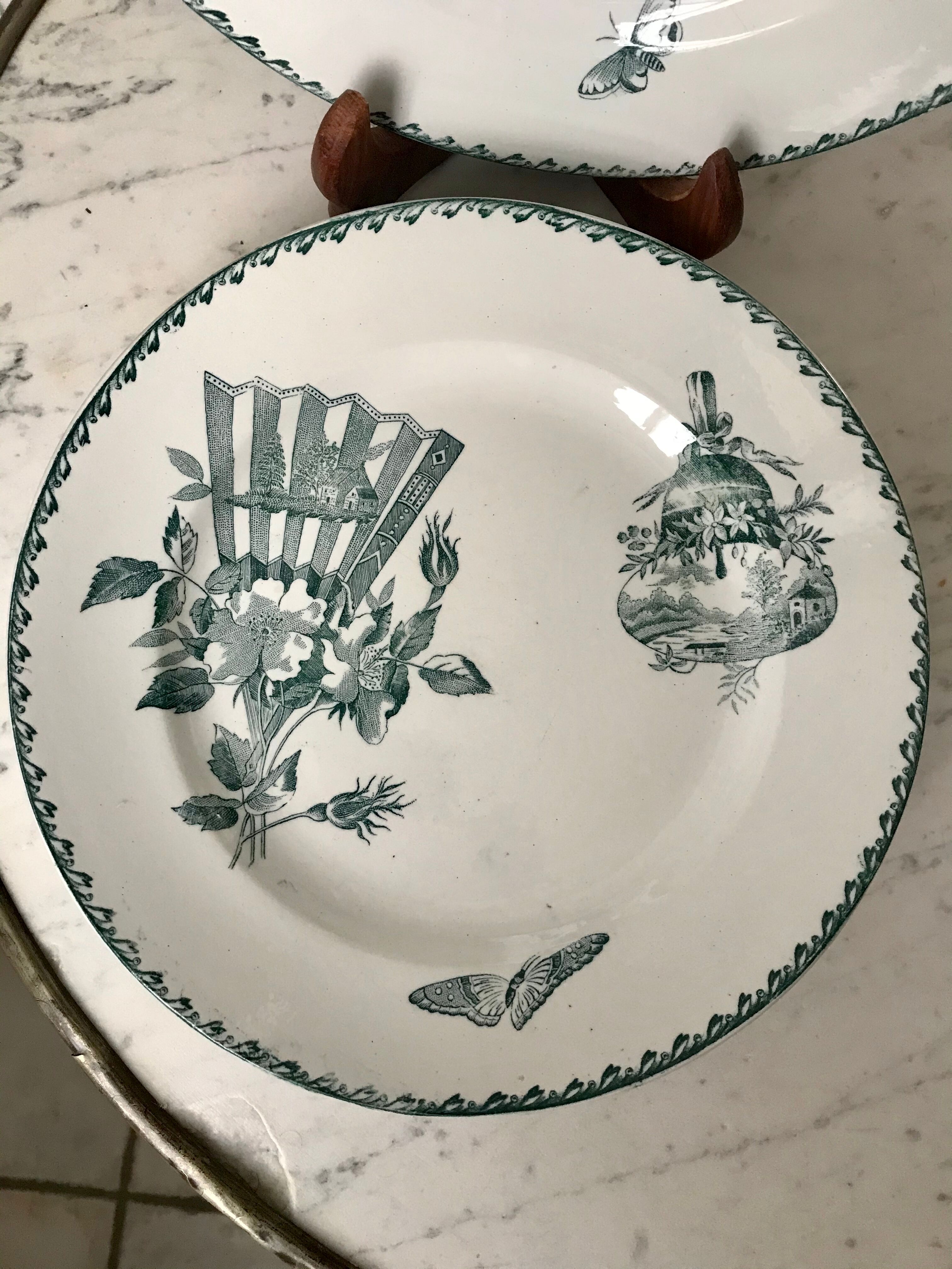 Set of 6 flat plates terre de fer saint-amand model "cartels" xixth