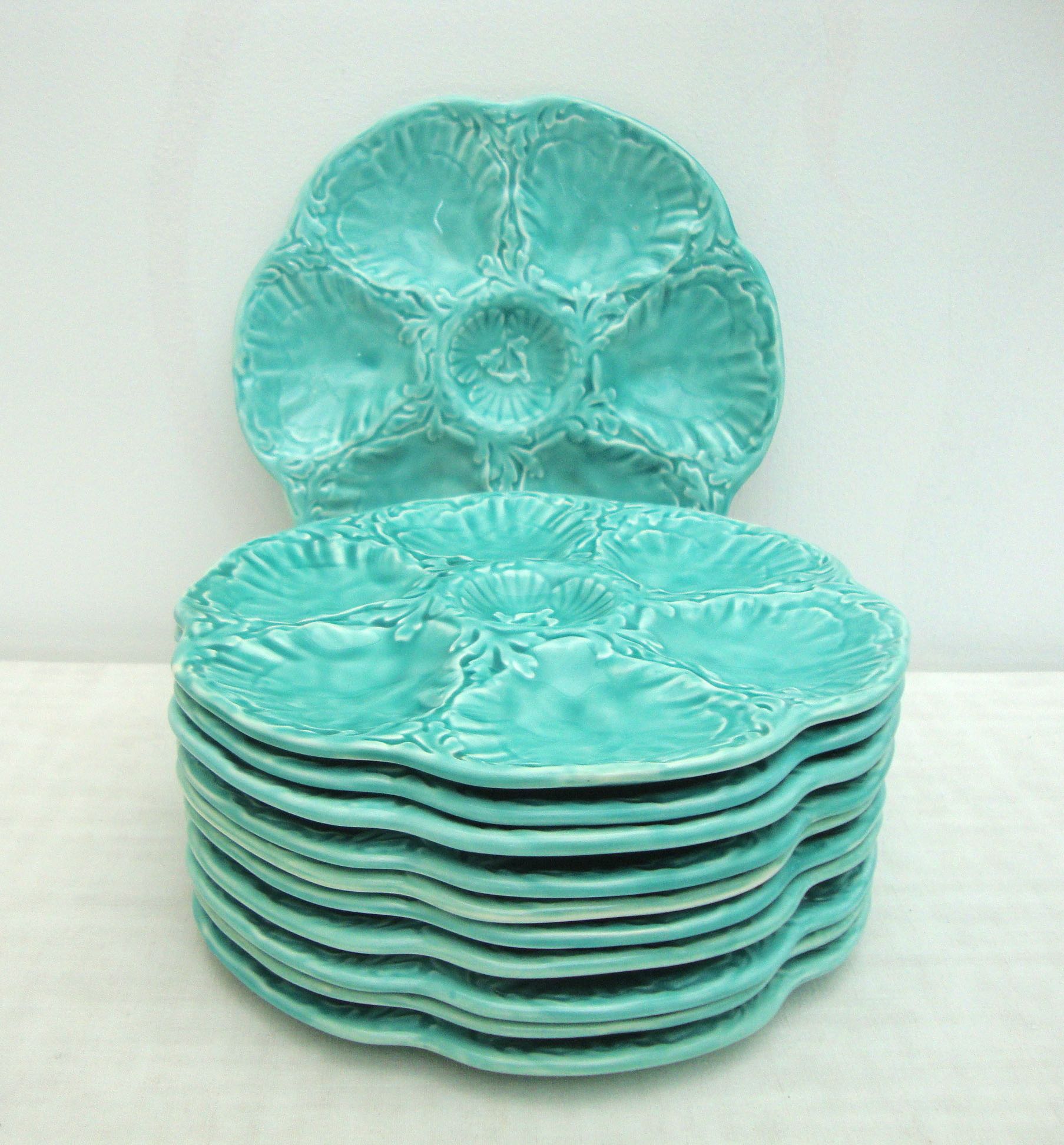 Lot de 11 assiettes à huitres de Gien
