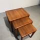 Tables gigognes en teck par Bramin