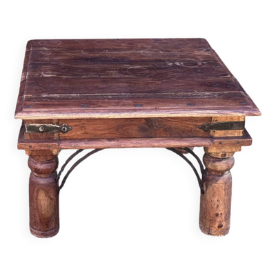 Table basse en bois massif – Esprit colonial