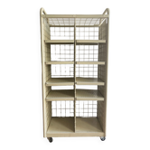 Shelf cabinet postal sorting
