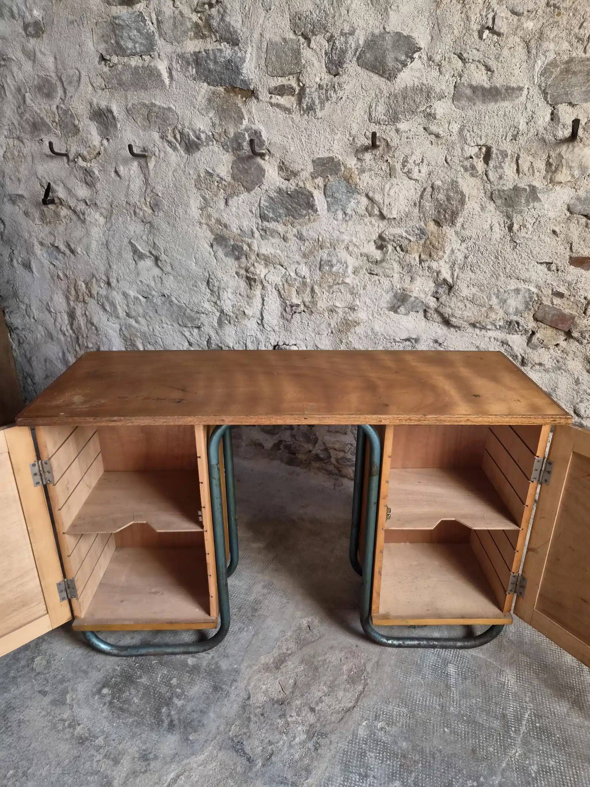 Bureau d'écriture moderniste français en hêtre et acier tubulaire, années 1930
