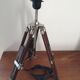 Lampe de marine tripode bois et métal argent