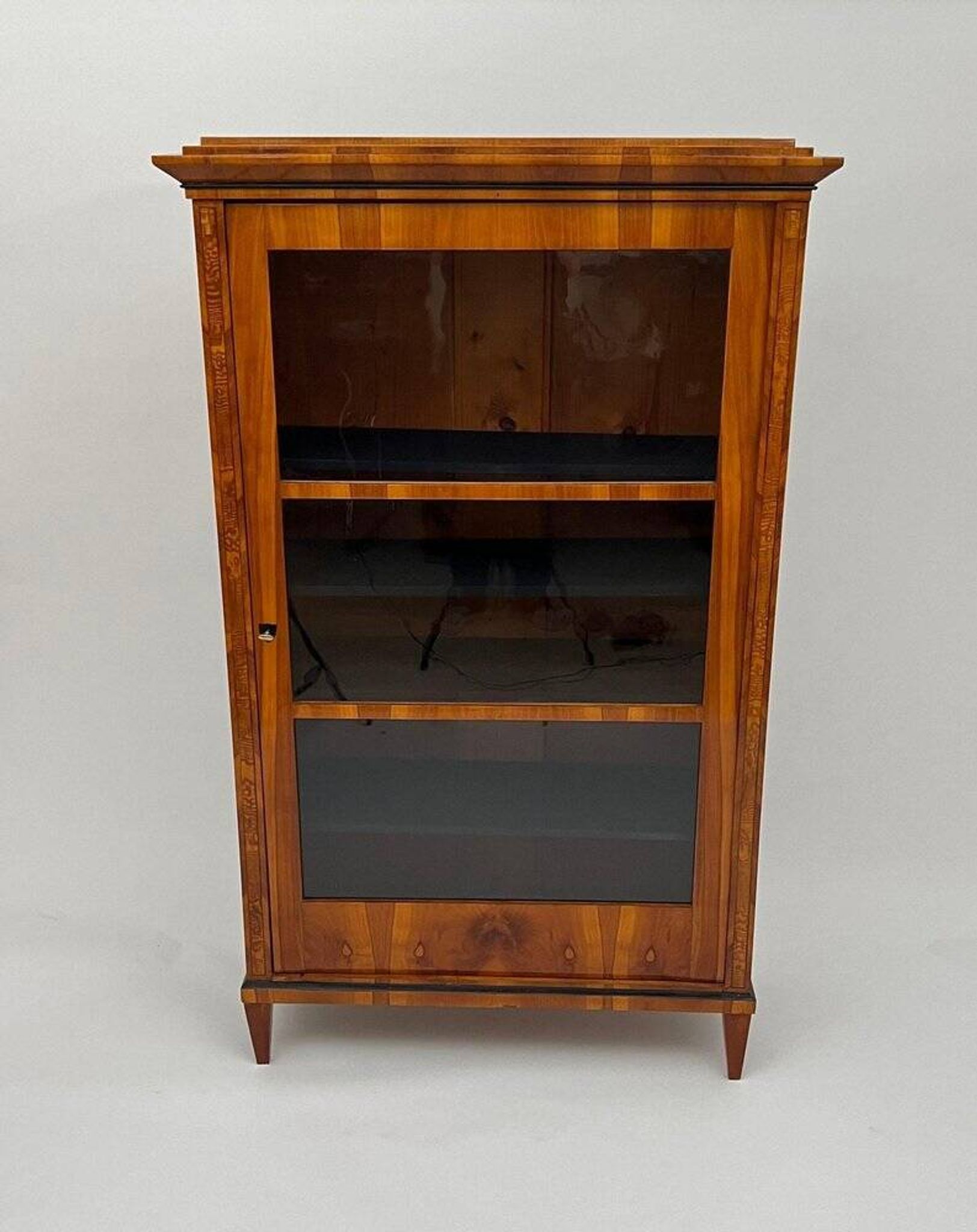 Biedermeier Display Cabinet in Cherry Veneer, Ash Burl, Austria, 1820s