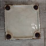 Old trivet