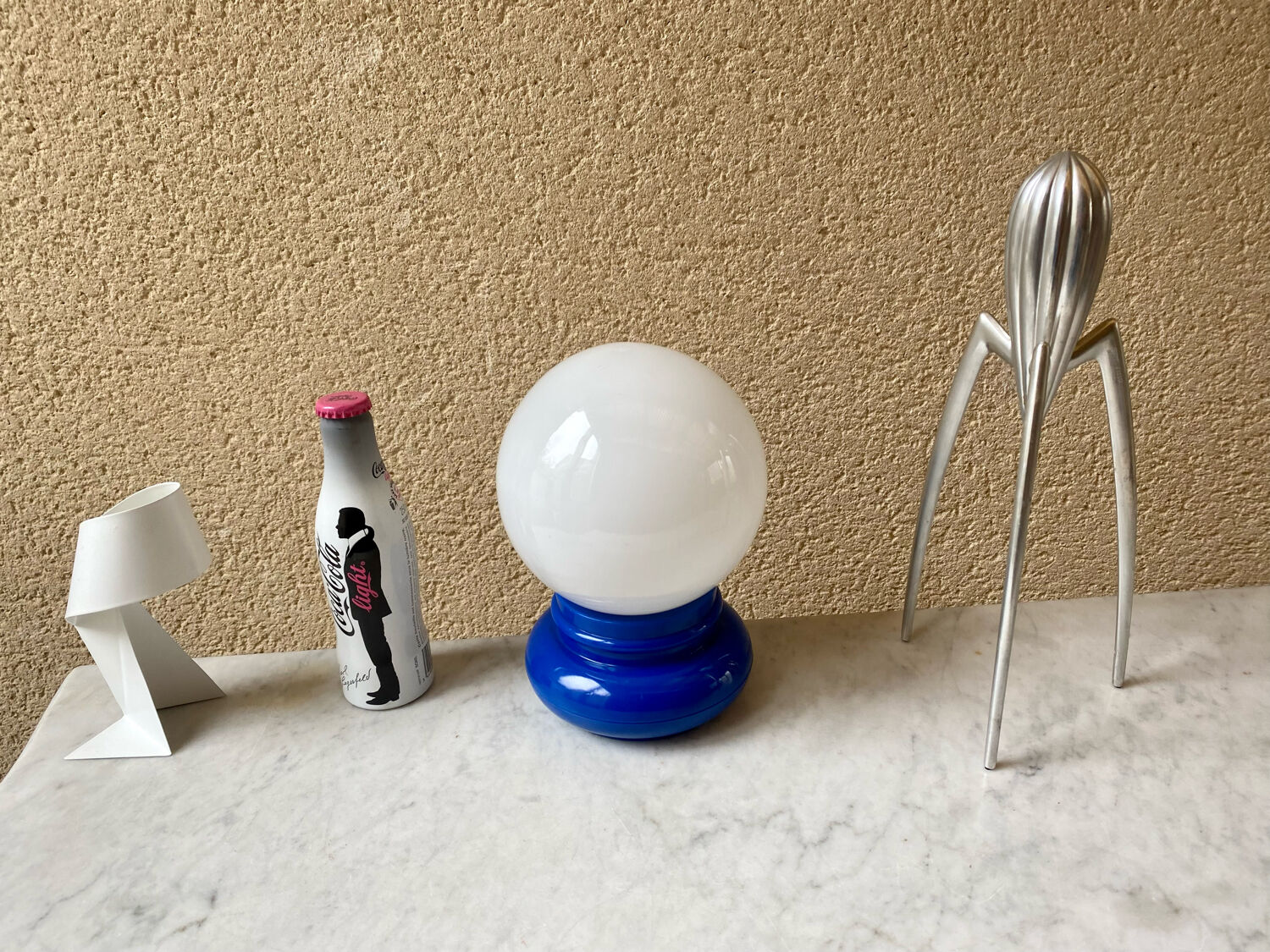 Bedside lamp globe opaline and plastic Space age 70s