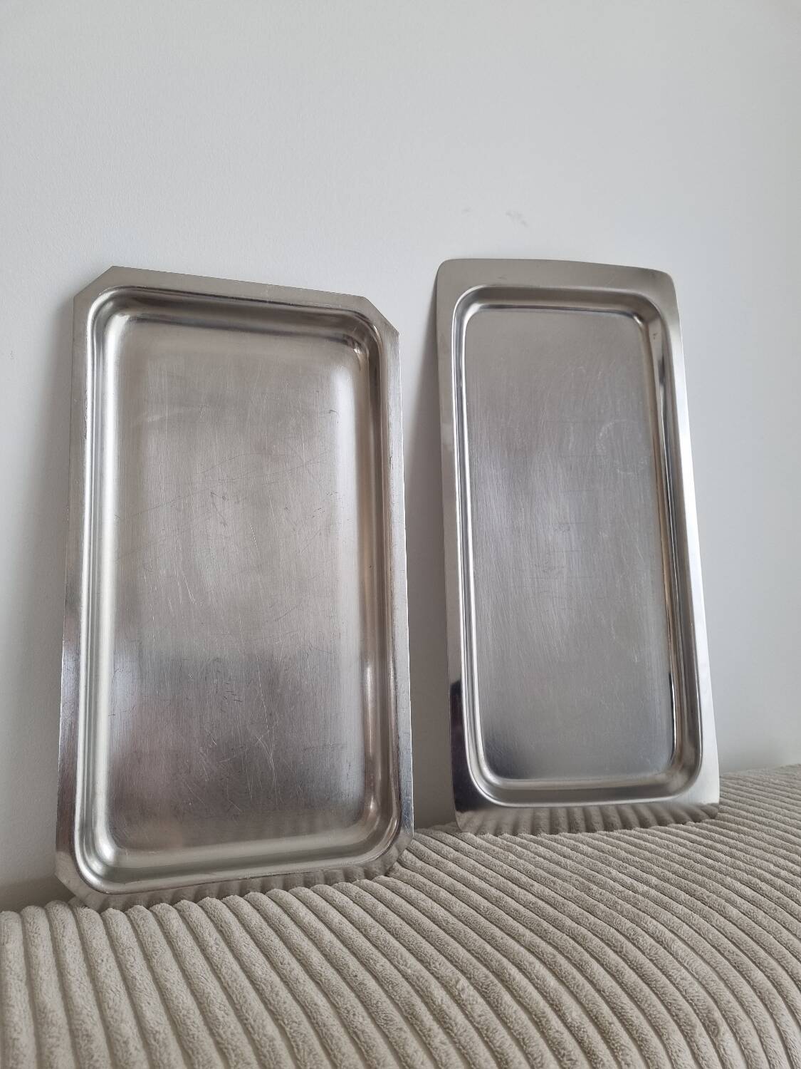Set of minimalist stainless steel trays - Vintage 70s