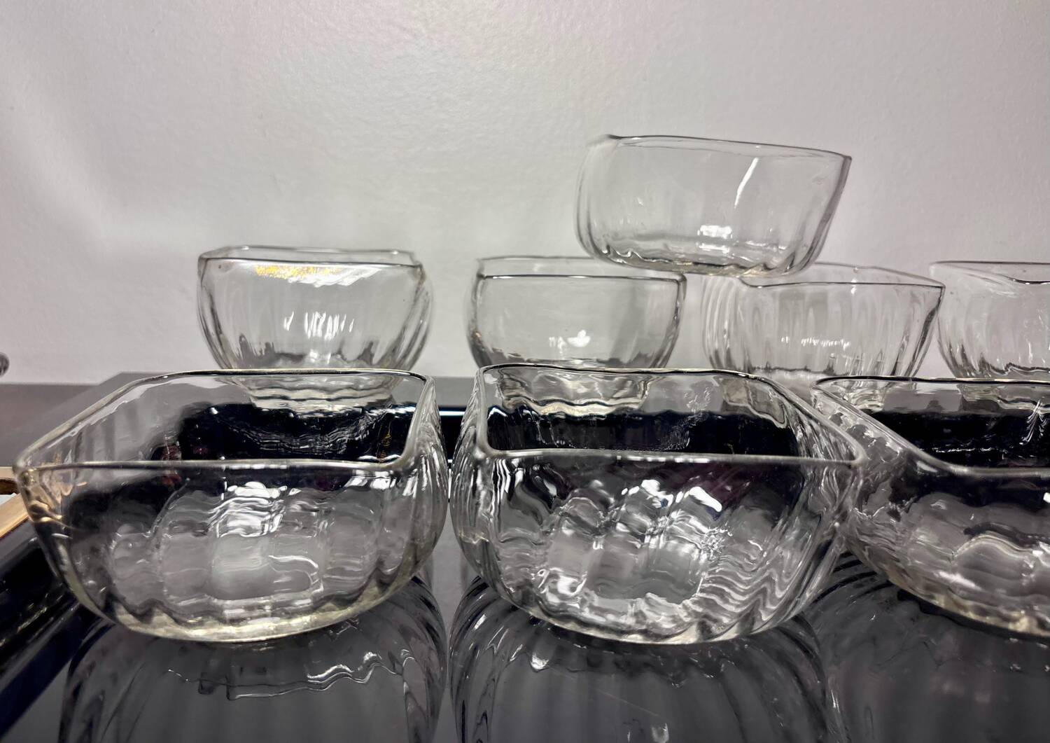 Daum cups 9p. Venetian Ribs