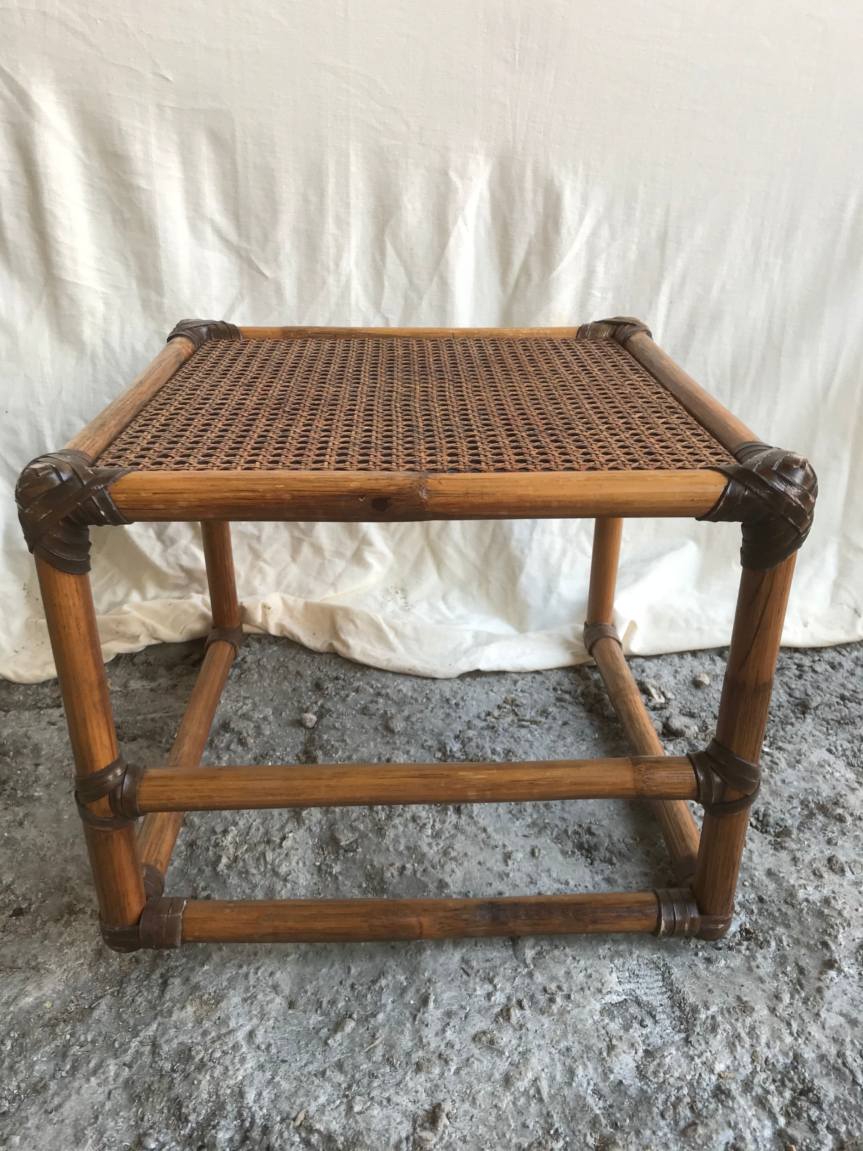 Rattan coffee table 60