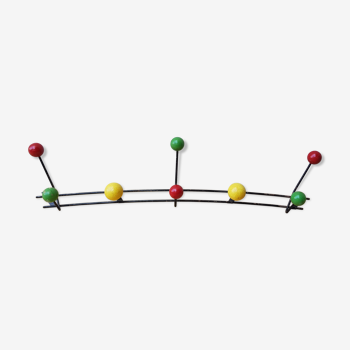 Porte-manteau en bois 8 boules colorées