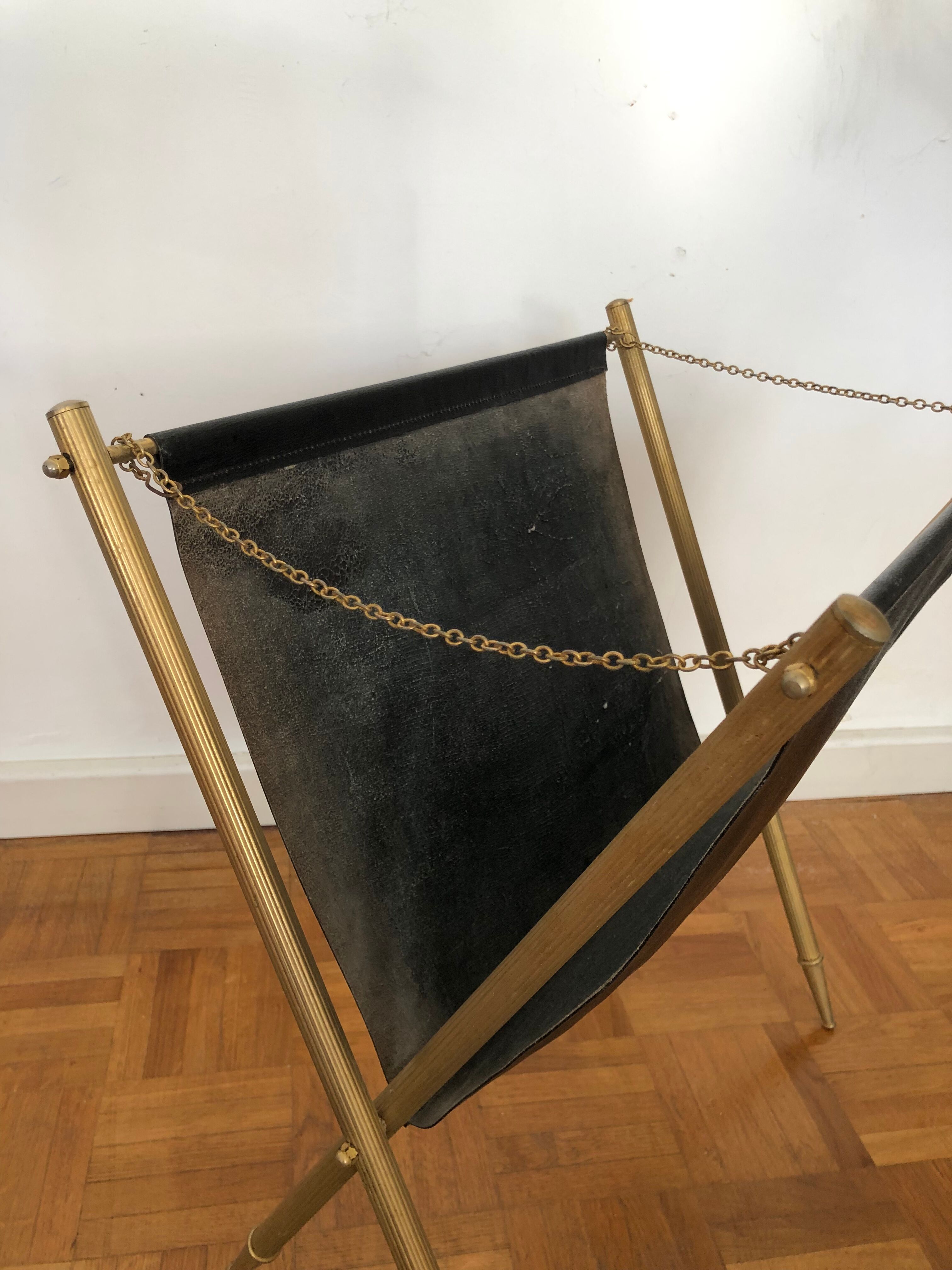 Porte revues vintage cuir et métal doré