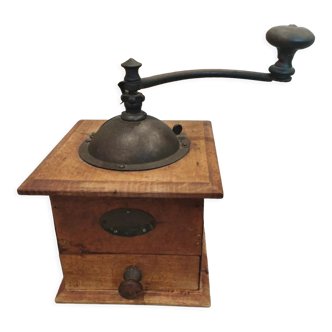 Frères Peugeot coffee grinder