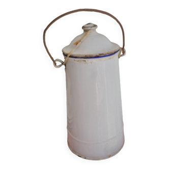Enamelled sheet milk jug