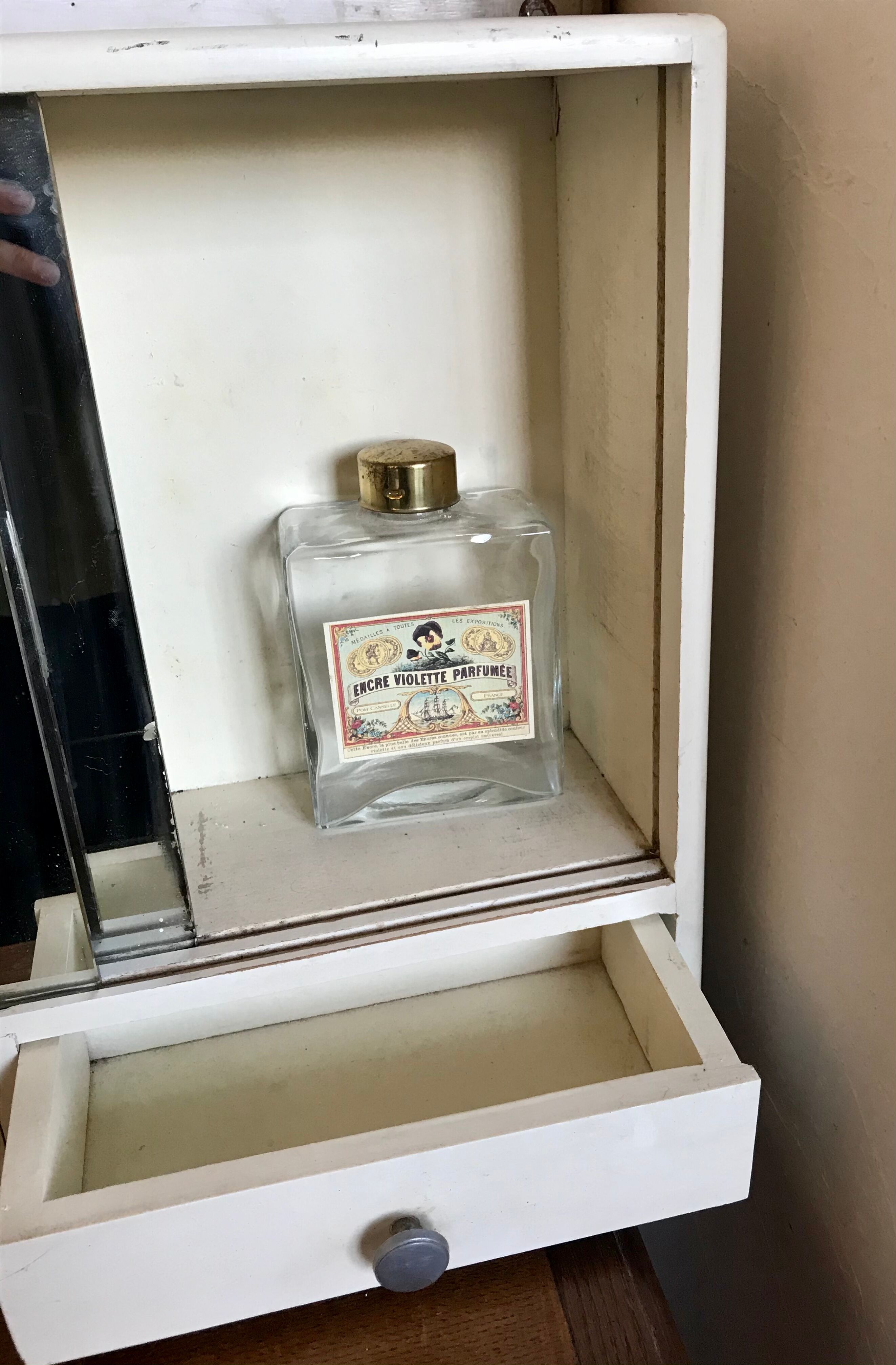 Vintage medicine cabinet mirror