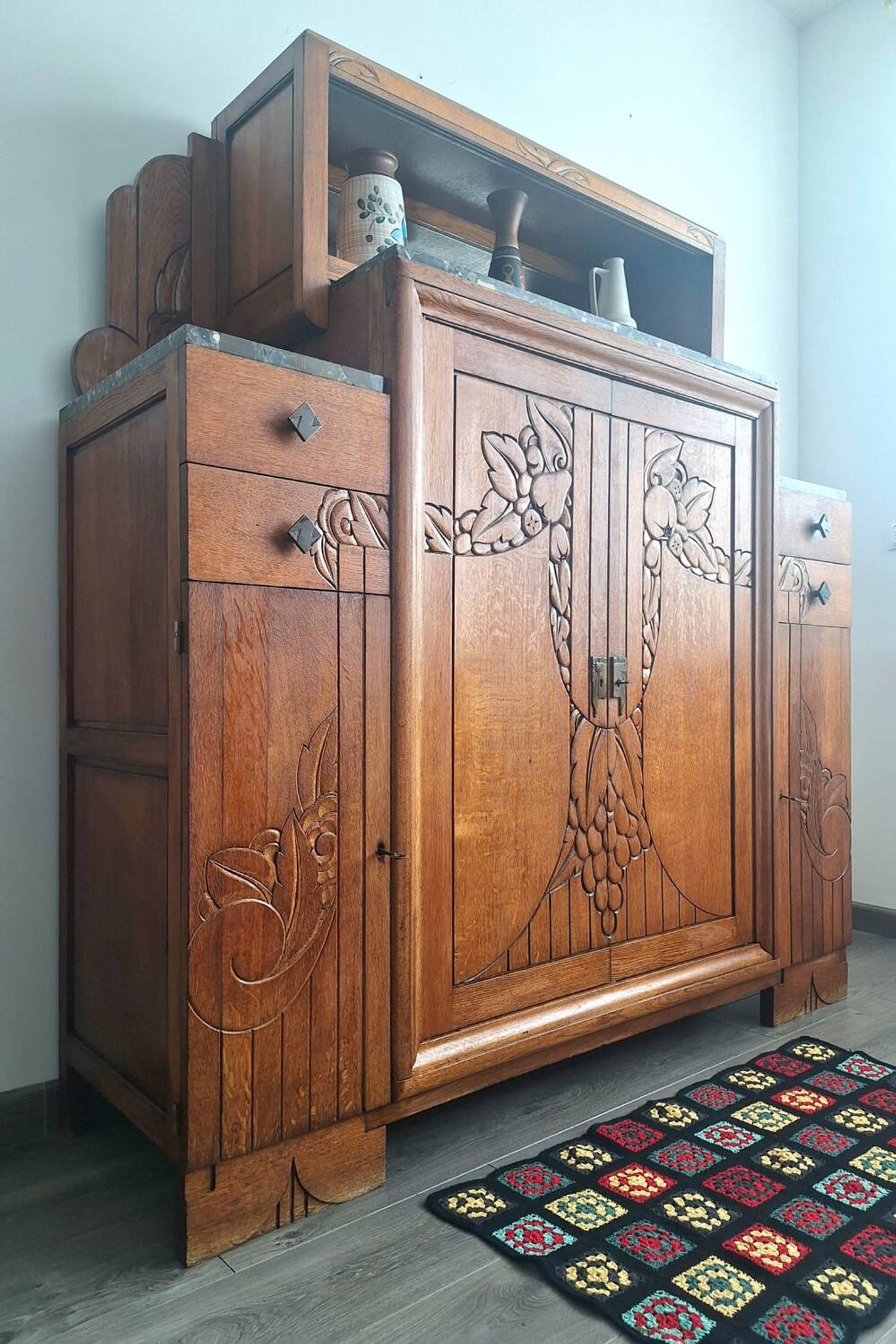 Buffet art déco plateaux marbre, meuble vaisselier ancien, vitrine