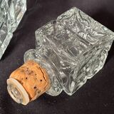 Vintage square whisky decanter square cap