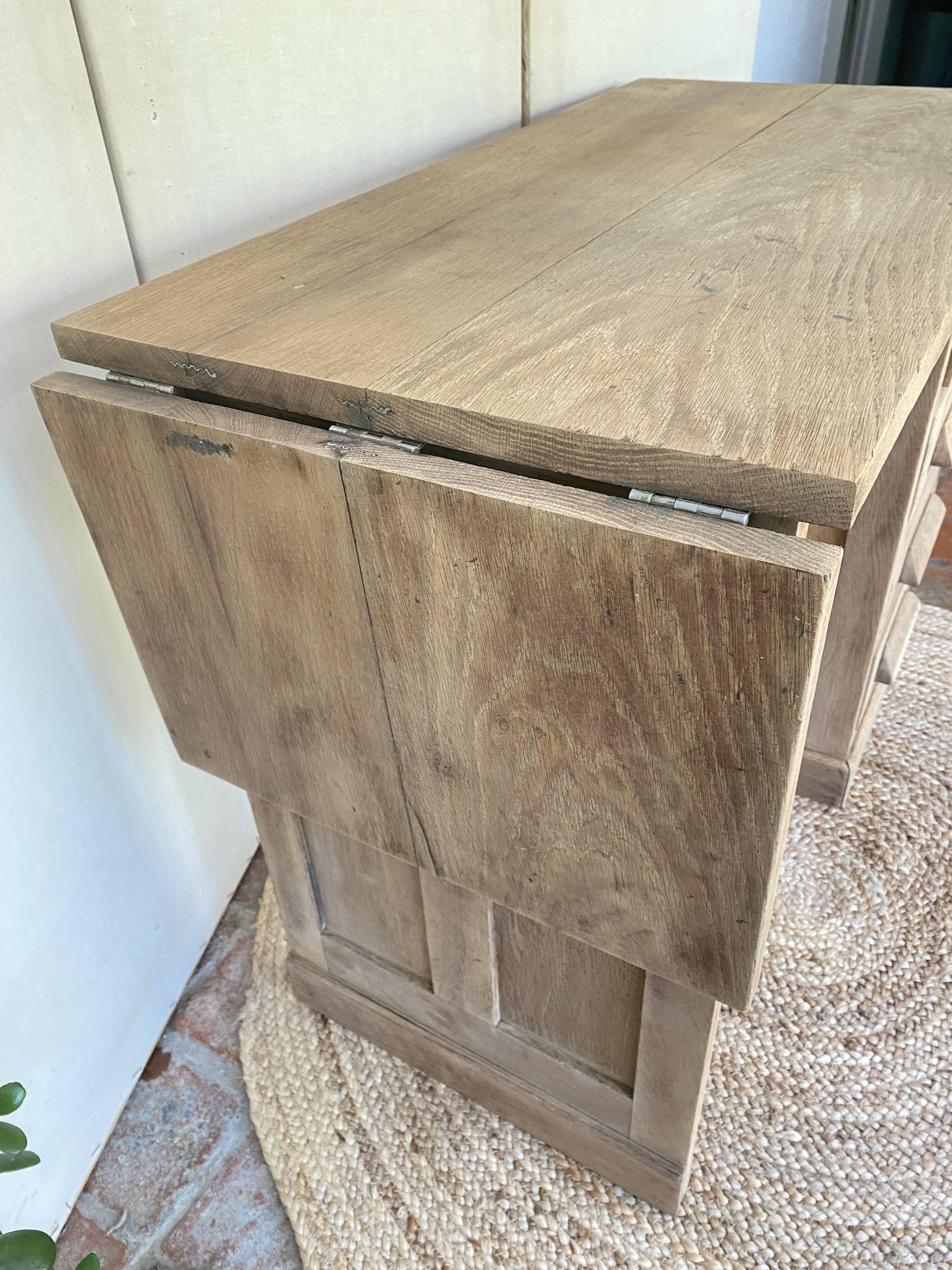 Child's desk