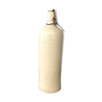 Bouteille en grès