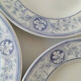 Trio d’assiettes anglaises en faïence fine bleue et blanche, début 20ème