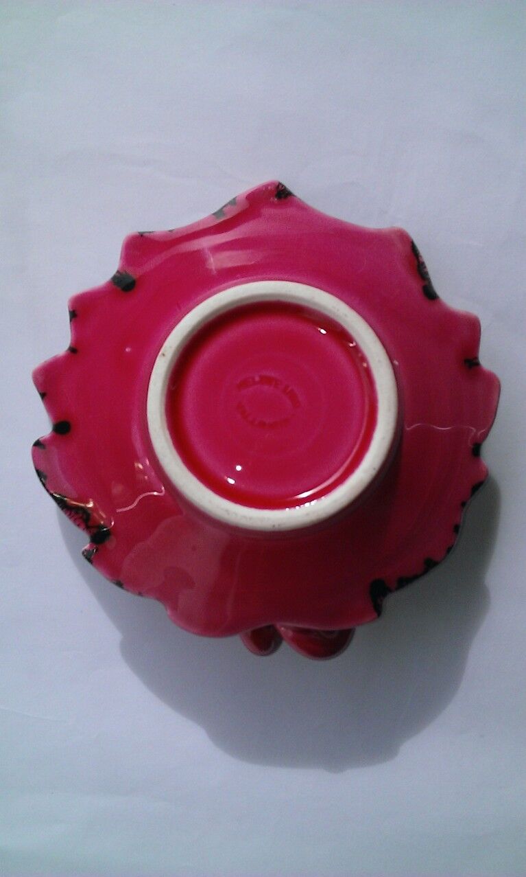 Empty Pocket pink sheet Vallauris