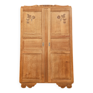 Armoire parisienne art