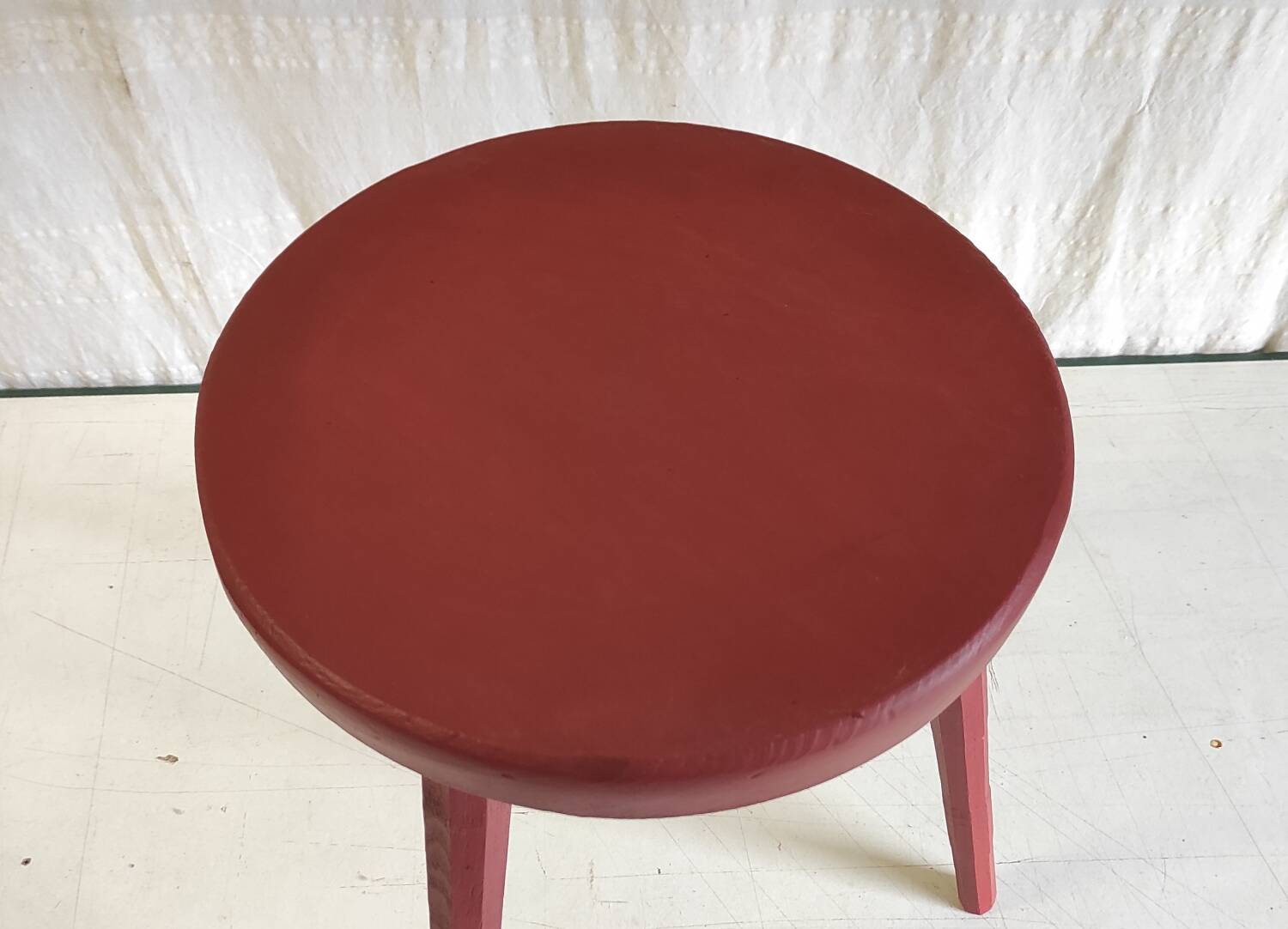 Tripod stool in solid oak - mid 20th century