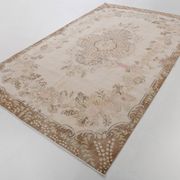 Tapis Aubusson ancien tons beiges et roses, élégant et raffiné, 209x335 Cm